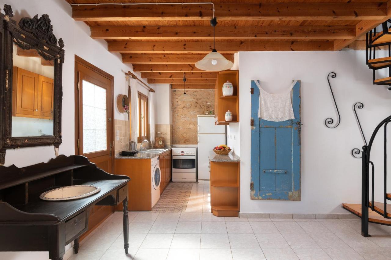 Little Karafillias Chalki House Villa Ngoại thất bức ảnh